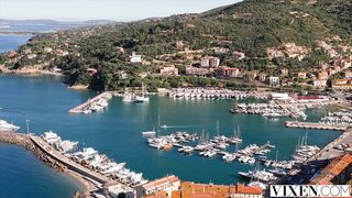 VIXEN Hawt Golden-haired Tourist Nicole Nixon Gets Filled Up By Stranger In Holiday Sex Adventure