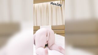 big beautiful woman Tease Large Booty