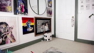 I love when u spank my booty RED