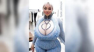 Ebony Chicks with Huge Tits, Huge Thighs, Heavy Butt