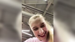 Jucielussie masturbating in public gym