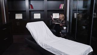 Lesbo MILF therapist scissoring with her hot young patient