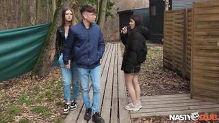 Charming Chick Sophie Weber Steals Her Boyfriend with One Ice Cream Lick