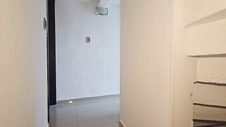 Madrastra cachonda se termina follando a su hijastro mientras su esposo no está - SantiagoMartinezx