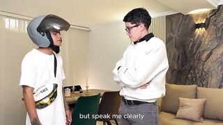 Nerd male cuckold gives me his girlfriend to screw in front of him, that babe enjoyed it and had a real climax.