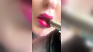 Smokin' Hawt Pink Seductive Lips & Slow Motion Vapor Bliss