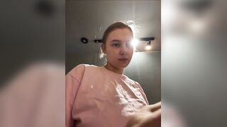 Masturbating in tge fitting room