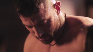 VIXEN Perfect hottie likes to bang