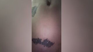 Doxy Takes Repairmans Penis and That guy Finger Screws Her Whilst Spouse Is Gone