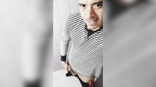 Rica corrida con la verga dura...