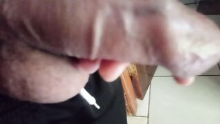 Tratando de Despertarla