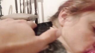 SECRETARIA SE FOLLA A SU JEFE Y SE BURLAN DEL PENE PEQUEÑO DE SU MARIDO