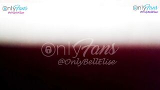 Pijamada con mi padrastro mientras su esposa esta aun lado, me deja llena de lechita