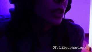 RELATO #nineteen Madrastra enamorada de su hijastro