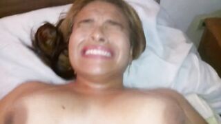 Culona Gina Halime disfrutando de la jugosa verga de su novio