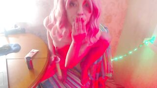 Волшебная палочка заставила её кончить с ахегао