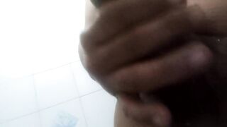 ALISTANDOME MIENTRAS LLEGA UNA AMIGA ????????????