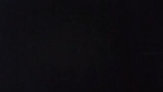 Nunca se imaginarian como sale mi vecina gotica a la calle! Exhibicionista en Argentina ????