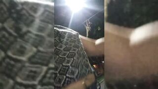 Nunca se imaginarian como sale mi vecina gotica a la calle! Exhibicionista en Argentina ????