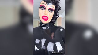 A Regular Day in My Rubber Life