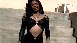 Hiary Black Hottie From France Showing Her Body