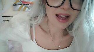 Lavinia della love , your stepmom, train u how to...