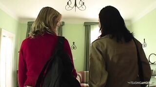 Lucy and Arwen get their vaginas pumped in a hardcore trio