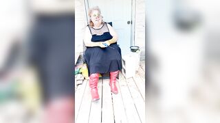 Bat Beauty Is Taking a Smoke Break in Her