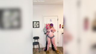 Thick White Hoe Keytheslurpologist Gets That Moist Soaked Wild Cunt Handled By Gibby The Clown!