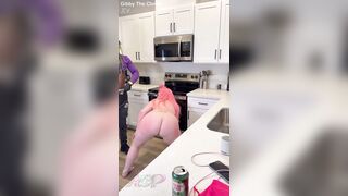 Thick White Hoe Keytheslurpologist Gets That Moist Soaked Wild Cunt Handled By Gibby The Clown!