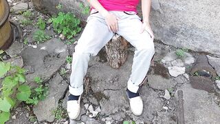 A hotty from the village masturbates her snatch during lunch break - Lesbo_illusion