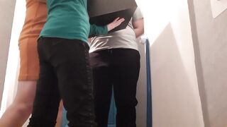 2 beauties paid for the delivery of goods with a courier with sex - Lesbo_illusion