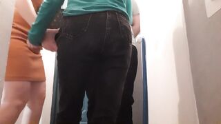 2 beauties paid for the delivery of goods with a courier with sex - Lesbo_illusion