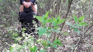 Наш секс в лесу сняла на камеру подруга, которая нас случайно застукала - lesbo_illusion