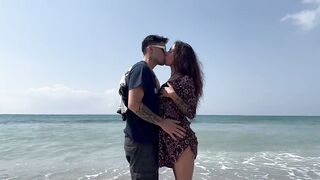 SEXO DURO EN LA PLAYA