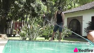 Pamela Pantera made the pool cleaner cum in her little butt.