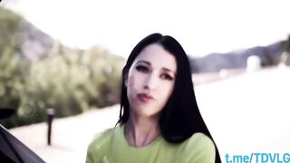 Allies making a trade to have a more excellent night. SUBTITLED.