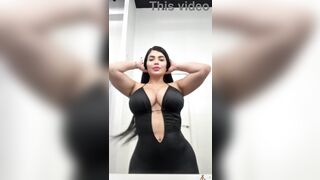 Sara Retali concupiscent in the Gym