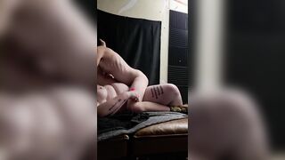 Squirting Thick Mama Getting Filled