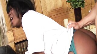 Ebony Scene 02 the Nurse Gives Me a Raunchy Checkup