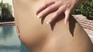 Lascivious whore licks four rods at one time like there's no the next day