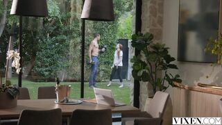 Vixen This babe Likes Being in Control