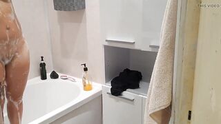 Looking for My Teen Step Sister and Stroking