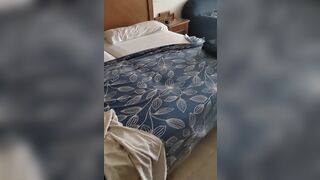 See for My Teen Stepsister at the Hotel Room. They Caught Me and Give Me a Tugjob in the Shower