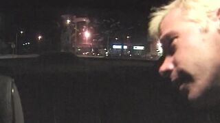 Versaute Taxifahrt: Naughty und Messy Abenteuer