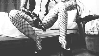 Solo Headmistress S&M ding-dong BBC latex mother I'd like to fuck ebony white