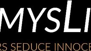 Lesbo sex between gorgeous MILF and stepdaughter