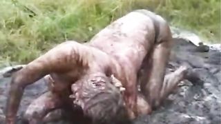 Mud Fighting Country