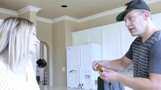 Pulsating Weenie Stretches Trickling Vagina in Wild Screw Fest