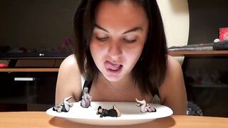 I Am Gonna Eat 4 Beauties! Mmm, Palatable!